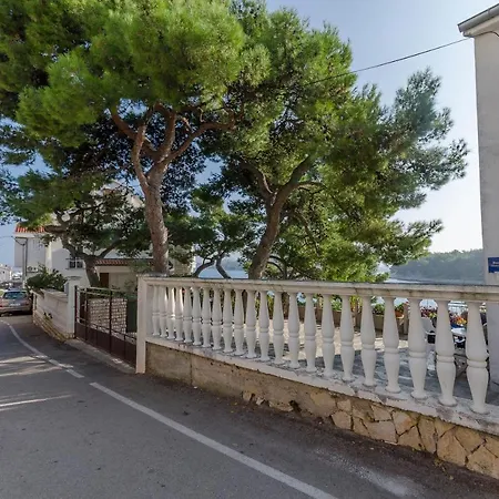 Slobodan By The Sea Apartment