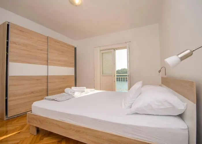 Slobodan By The Sea 아파트