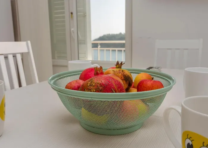 Slobodan By The Sea Tribalj