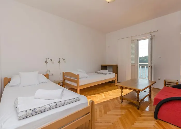 דירה Slobodan By The Sea *